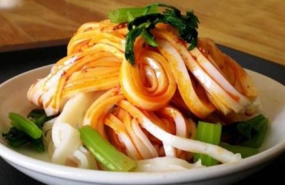 农村市场卖什么零食赚钱？这些人每天赚几千块钱