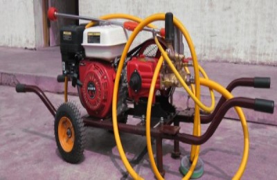 担架式喷雾机如何使用