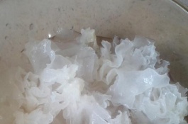 一斤银耳多少钱,银耳种植前景