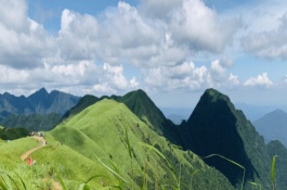 清明节的习俗有哪些，清明节有踏青的习俗