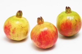 早熟石榴有哪些品种，突尼斯软籽石榴